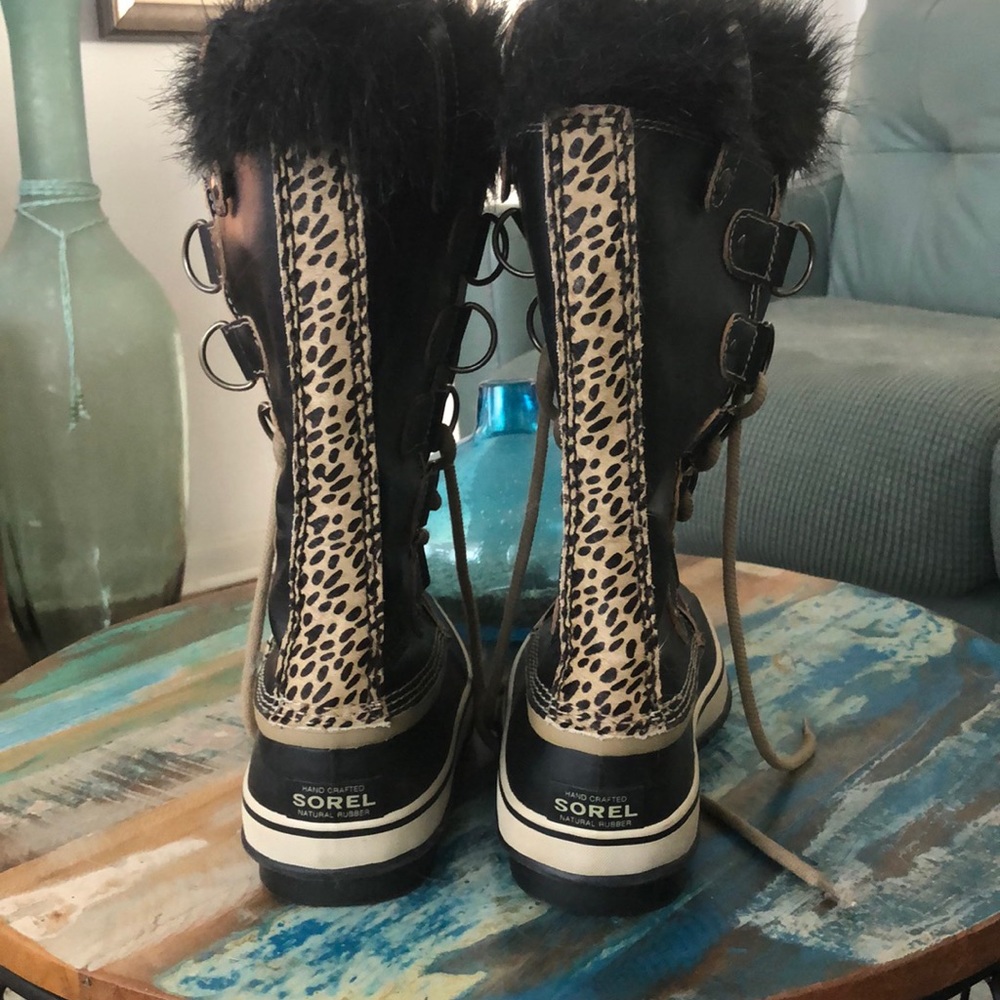 Sorel snow boots